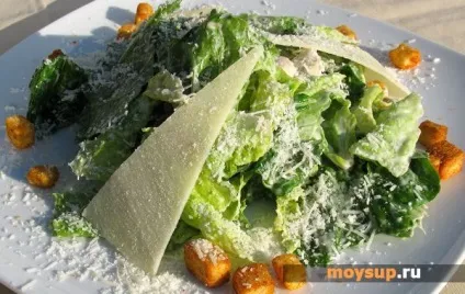 Склад салату цезар - класичний, з куркою, з креветками (класичний) Склад салату цезар - класичний, з куркою, з креветками