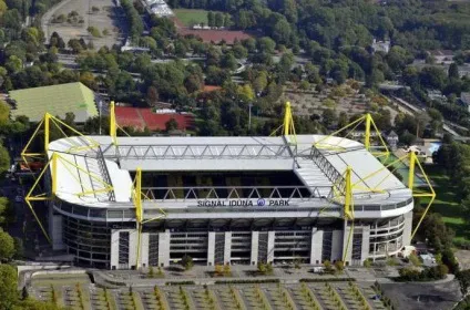 Стадіон Боруссії (дортмунд) історія і фото (Signal Iduna Park) Стадіон Боруссії (дортмунд) історія і фото
