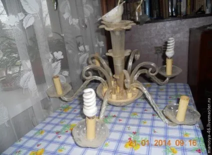 стара люстра