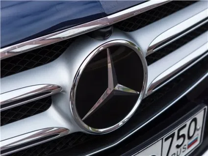 Порівняльний тест mercedes-benz e-class, jaguar xf (e-klasse) Порівняльний тест mercedes-benz e-class, jaguar xf