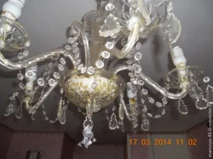 стара люстра