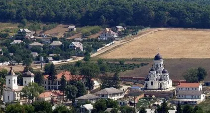 Чи варто їхати самостійно в молдавію (стоїть) Чи варто їхати самостійно в молдавію