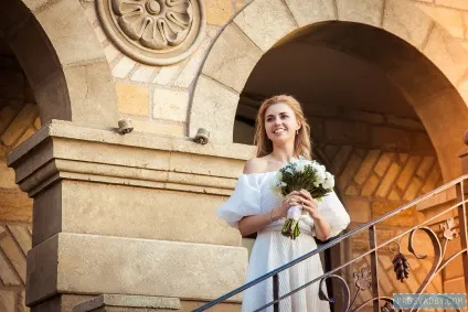 Весілля Іллі та олени бризки шампанського (олени) Весілля Іллі та олени бризки шампанського