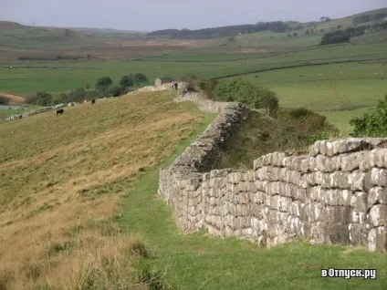 Адрианов вал (hadrian's wall) опис і фото (пам'ятки ньюкасл-на-таємниці) Адрианов вал (hadrian's wall) опис і фото