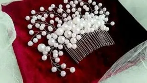 Весільні прикраси для волосся своїми руками з бісеру фото (весільні прикраси для волосся з бісеру) Весільні прикраси для волосся своїми руками з бісеру фото