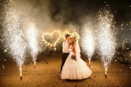Топ-10 «спецефектів» для весільної фотосесії (весільної) Топ-10 «спецефектів» для весільної фотосесії