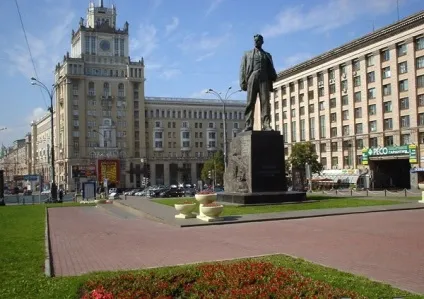 Тріумфальна площа