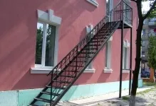 Вуличні сходи на другий поверх для дачі, в приватний будинок, протиковзка гумова плитка, (плитка) Вуличні сходи на другий поверх для дачі, в приватний будинок, протиковзка гумова плитка,