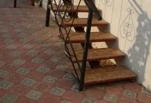 Вуличні сходи на другий поверх для дачі, в приватний будинок, протиковзка гумова плитка, (поверх) Вуличні сходи на другий поверх для дачі, в приватний будинок, протиковзка гумова плитка,