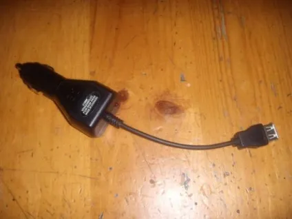 Usb зарядка для автомобіля від прикурювача своїми руками (зарядка) Usb зарядка для автомобіля від прикурювача своїми руками