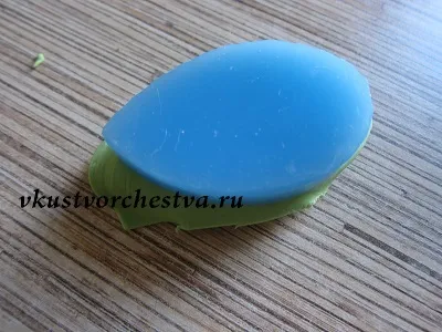 Вертикальний торт букет бузку