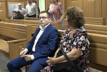 Вдова убитого директора «татсантехмонтажа» «чоловік говорив дурниця, у нас і брати нема чого! »(Убитого) Вдова убитого директора «татсантехмонтажа» «чоловік говорив дурниця, у нас і брати нема чого! »