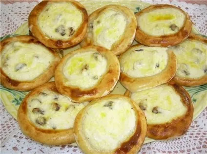 Ватрушки - робимо улюблені булочки своїми руками (ватрушки з сиром) Ватрушки - робимо улюблені булочки своїми руками