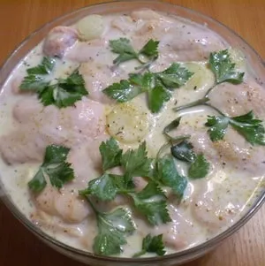 Смачна курка в кефірі на сковороді (кефірі) Смачна курка в кефірі на сковороді