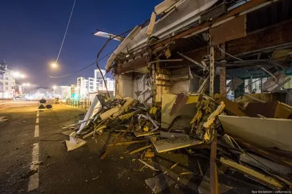 У Москві масово зносять дрібні торгові павільйони (зносять) У Москві масово зносять дрібні торгові павільйони