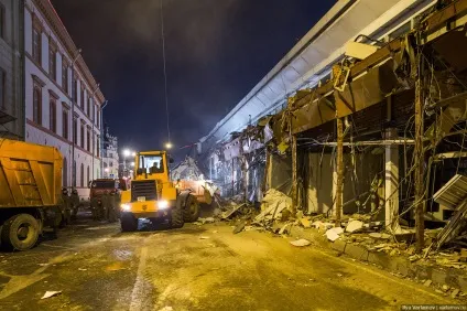 У Москві масово зносять дрібні торгові павільйони (павільйони) У Москві масово зносять дрібні торгові павільйони