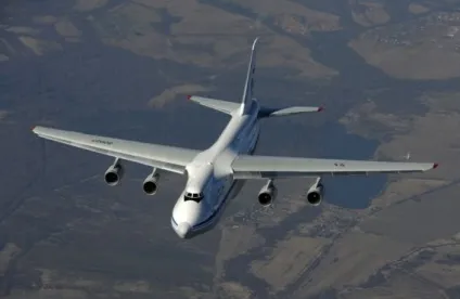 Військово-транспортні літаки сша іУкаіни
