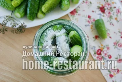Хрусткі мариновані огірки на зиму (суха стерилізація) (мариновані огірки зиму) Хрусткі мариновані огірки на зиму (суха стерилізація)