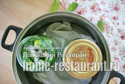 Хрусткі мариновані огірки на зиму (суха стерилізація) (огірки) Хрусткі мариновані огірки на зиму (суха стерилізація)