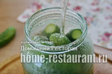 Хрусткі мариновані огірки на зиму (суха стерилізація) (хрусткі) Хрусткі мариновані огірки на зиму (суха стерилізація)