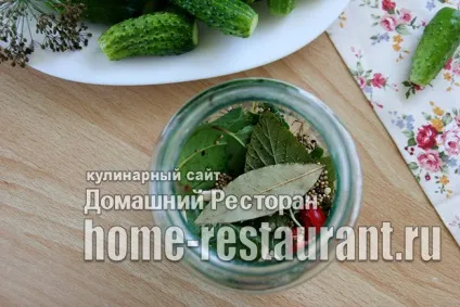 Хрусткі мариновані огірки на зиму (суха стерилізація) (мариновані) Хрусткі мариновані огірки на зиму (суха стерилізація)