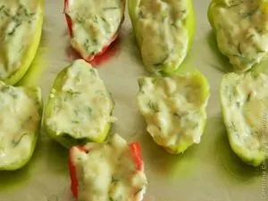 Запечена перець з картоплею і м'ясом (картоплею) Запечена перець з картоплею і м'ясом