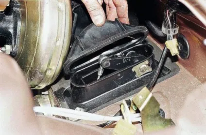 Заміна троса зчеплення ваз 2110 своїми руками, посібник автомобіліста