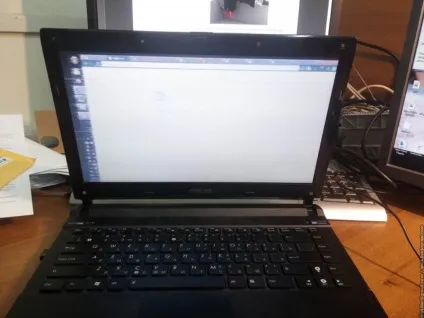 Заміна шлейфу матриці ноутбука asus u36g
