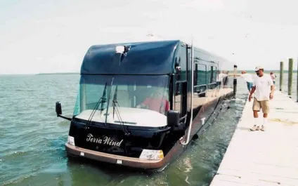 Життя на воді