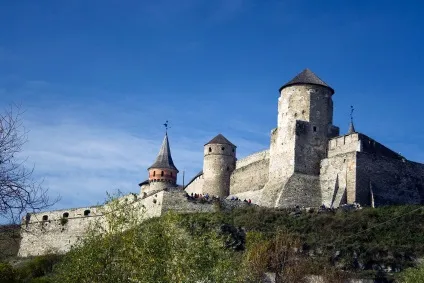 А ви хотіли б жити в музеї (хотіли жити музеї) А ви хотіли б жити в музеї