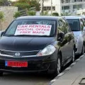 Автомобільні номери на Кіпрі різного кольору червоні, жовті, сині (пдд) Автомобільні номери на Кіпрі різного кольору червоні, жовті, сині