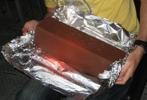 Великий батончик kit kat