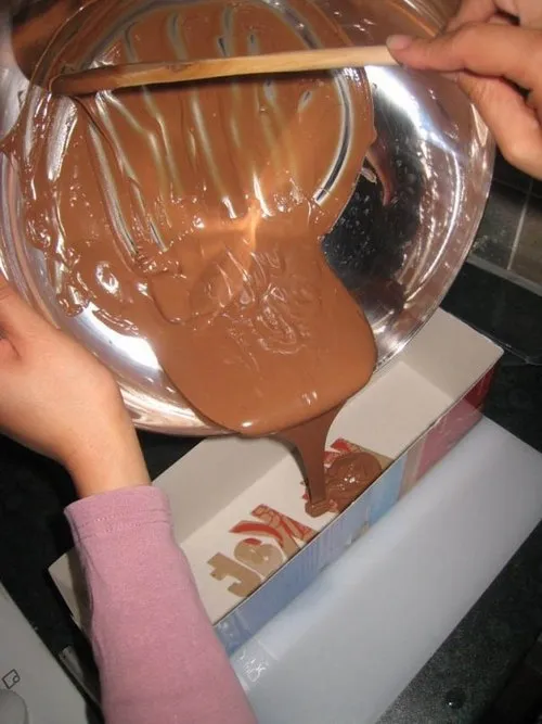 Великий батончик kit kat