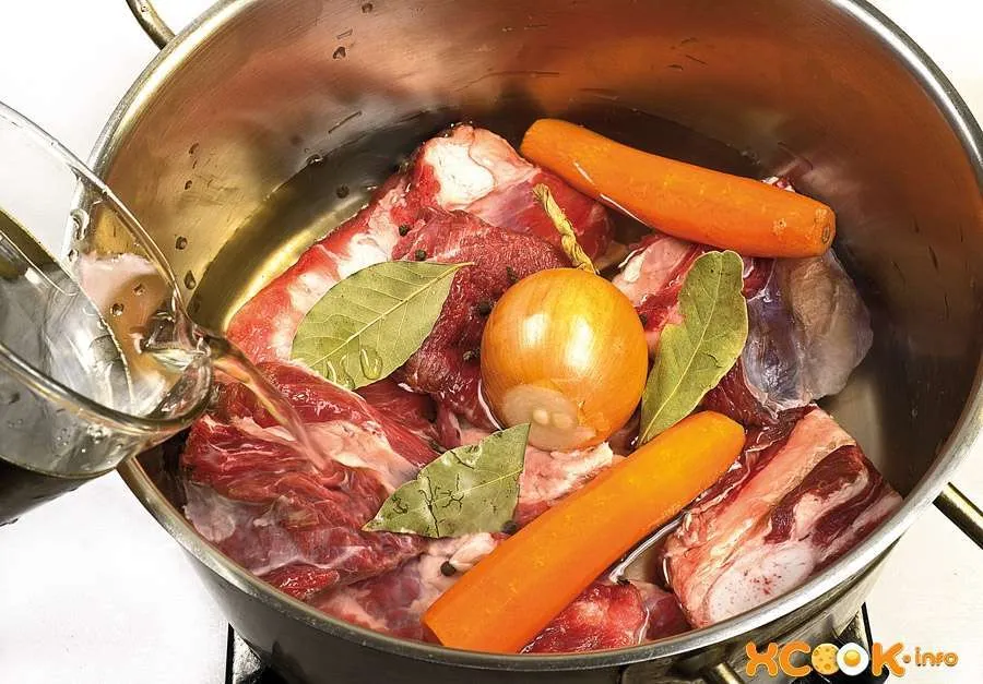 Борщ з помідорами - рецепт з фото, як приготувати зі свіжими томатами (борщ з помідорами) Борщ з помідорами - рецепт з фото, як приготувати зі свіжими томатами