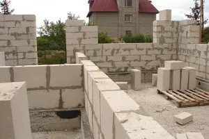 Що краще керамзитобетонні або пінобетонні блоки - залізобетонні конструкції і не тільки (керамзитобетонні) Що краще керамзитобетонні або пінобетонні блоки - залізобетонні конструкції і не тільки