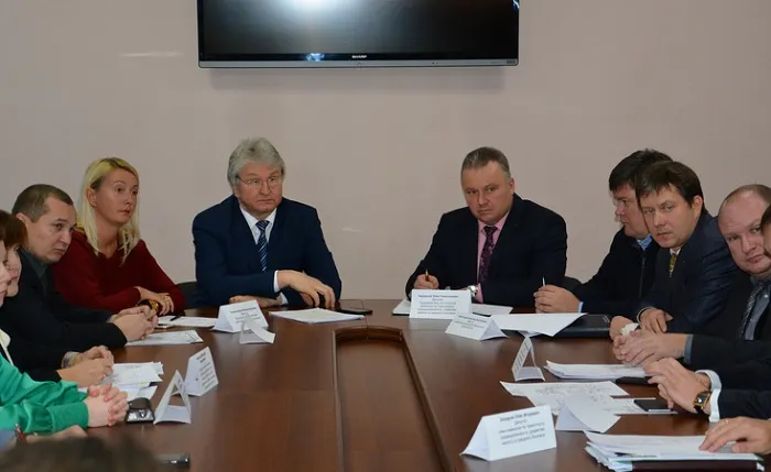 Депутати-ледарі шкодять влади - в курсі новини Черкассиа і області (Маслівки Нікольське Лівий берег) Депутати-ледарі шкодять влади - в курсі новини Черкассиа і області