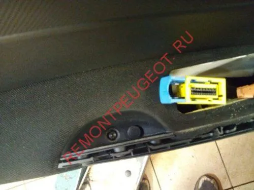 Двері пежо - зняття, установка обшивки (обшивки) Двері пежо - зняття, установка обшивки