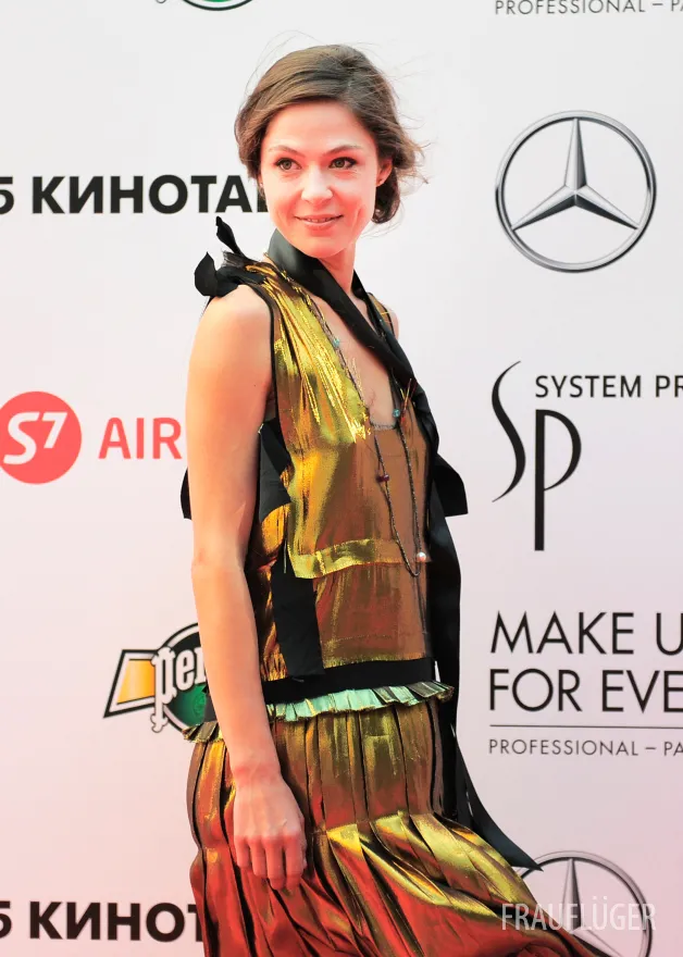 Олена Лядова 75 кращих фото її та її чоловіка Смелаа Вдовиченкова (чоловіка) Олена Лядова 75 кращих фото її та її чоловіка Смелаа Вдовиченкова