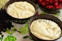 Фарширований карась запечений в духовці