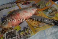 Фарширований карась запечений в духовці