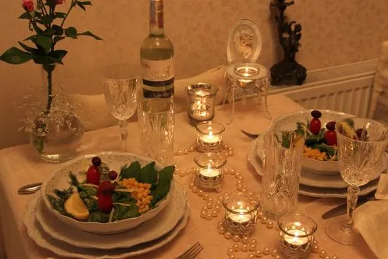 Фото ідеї оформлення інтер'єру кімнати для романтичного вечора (інтер'єру) Фото ідеї оформлення інтер'єру кімнати для романтичного вечора