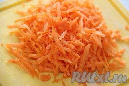 Горбуша з рисом в духовці - рецепт з фото (натерти крупній тертці) Горбуша з рисом в духовці - рецепт з фото