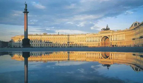 Головні пам'ятки Пітера огляд, історія і цікаві факти (історія) Головні пам'ятки Пітера огляд, історія і цікаві факти