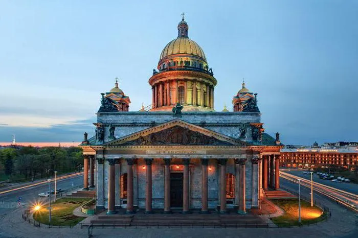Головні пам'ятки Пітера огляд, історія і цікаві факти (історія) Головні пам'ятки Пітера огляд, історія і цікаві факти