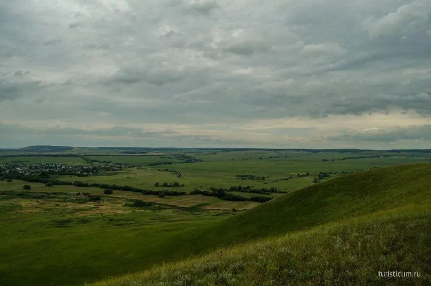 Блакитне озеро і гора шишка, самарская область, Сергієвський район (шишка) Блакитне озеро і гора шишка, самарская область, Сергієвський район