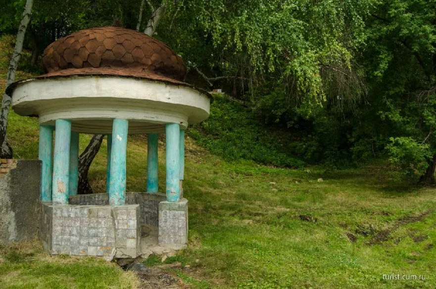 Блакитне озеро і гора шишка, самарская область, Сергієвський район (Самарська) Блакитне озеро і гора шишка, самарская область, Сергієвський район