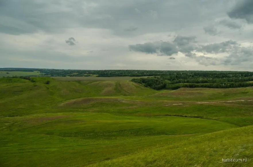Блакитне озеро і гора шишка, самарская область, Сергієвський район (шишка) Блакитне озеро і гора шишка, самарская область, Сергієвський район