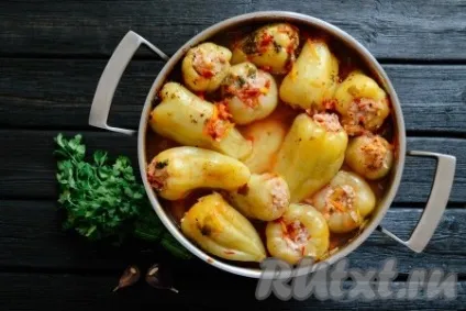 Перці, фаршировані куркою і рисом - рецепт з фото