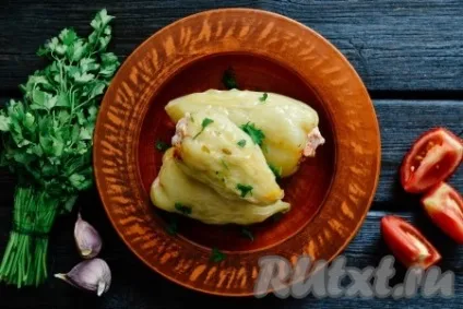 Перці, фаршировані куркою і рисом - рецепт з фото