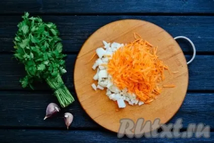 Перці, фаршировані куркою і рисом - рецепт з фото